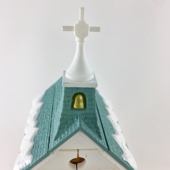 Hallmark 1996 Church Christmas Ornament QX6244 - Picture 9 of 12